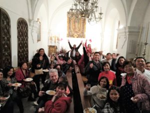 Filipino Catholics in Seville celebrate Christmas after the Holy Mass 4