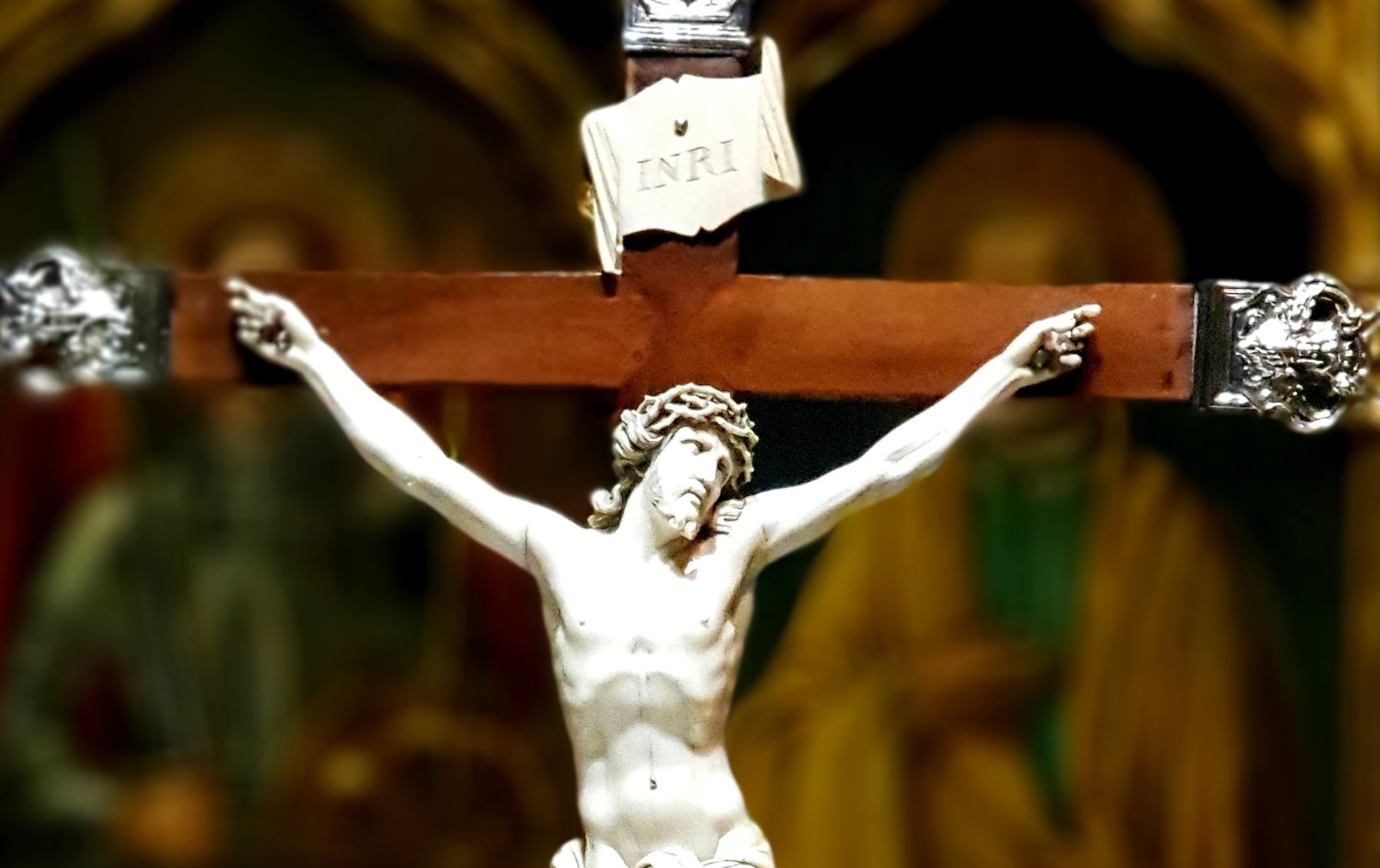 cross of christ holy monday