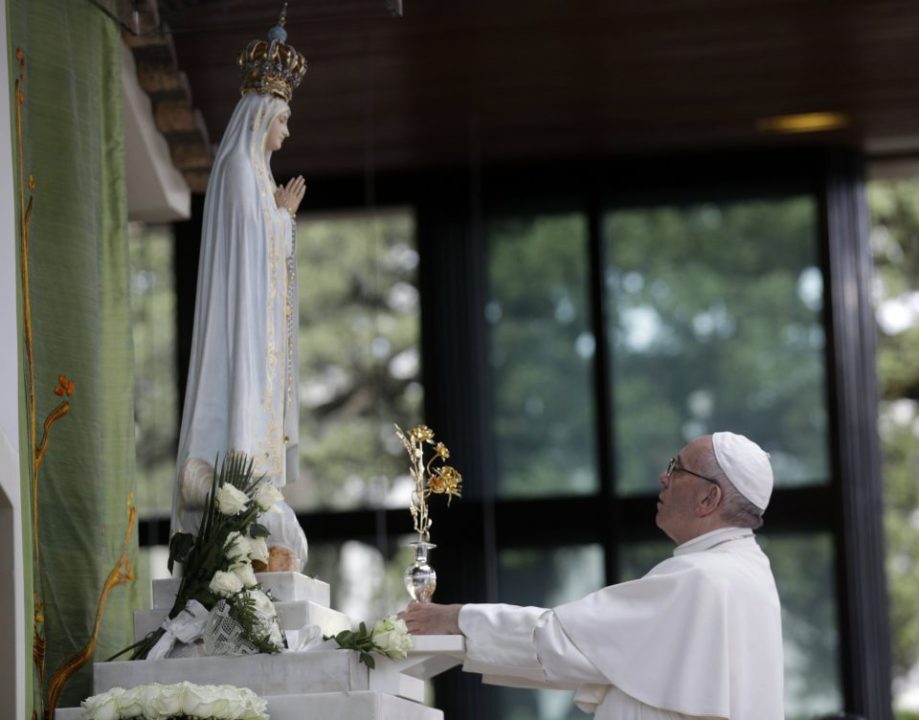 Pope Francis: "GOD HIMSELF NEEDED A MOTHER. HOW MUCH MORE SO DO WE!" 4